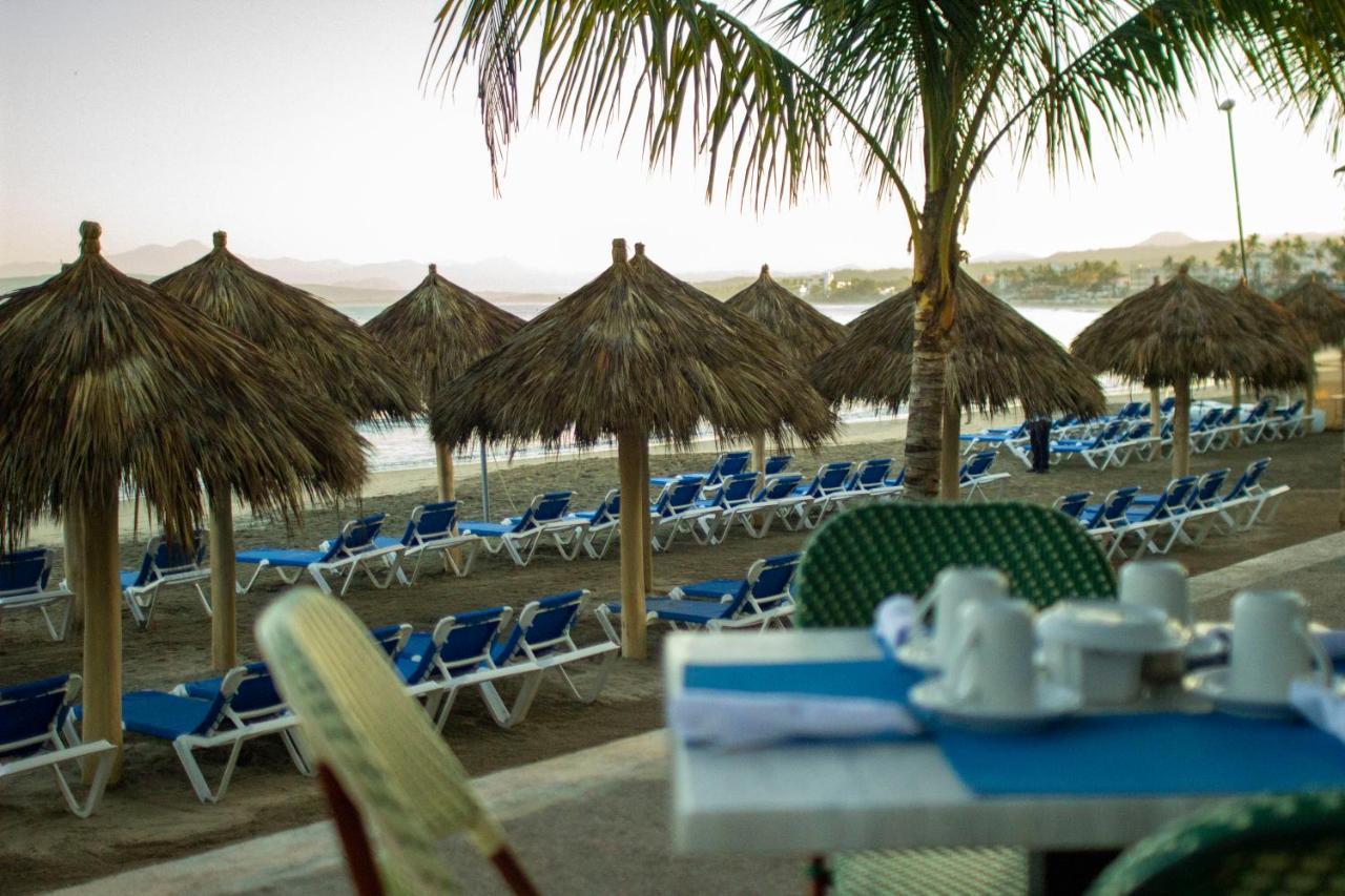 Decameron La Marina Guayabitos, Ramada All-Inclusive Resort リンコン・デ・グアヤビトス エクステリア 写真
