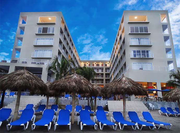 Decameron La Marina Guayabitos, Ramada All-Inclusive Resort リンコン・デ・グアヤビトス エクステリア 写真
