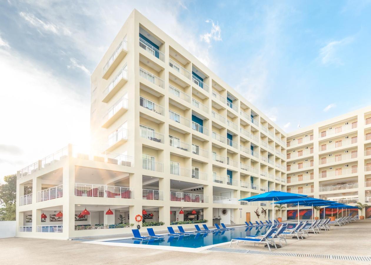 Decameron La Marina Guayabitos, Ramada All-Inclusive Resort リンコン・デ・グアヤビトス エクステリア 写真